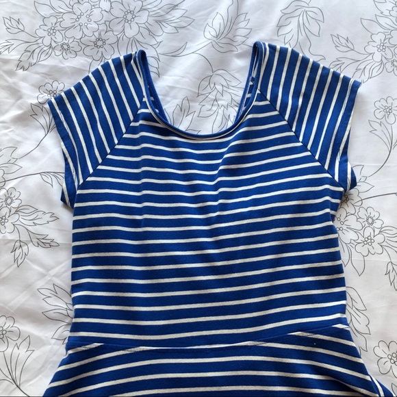 KOHL’S Blue and White Striped Dress - Picture 3 of 11